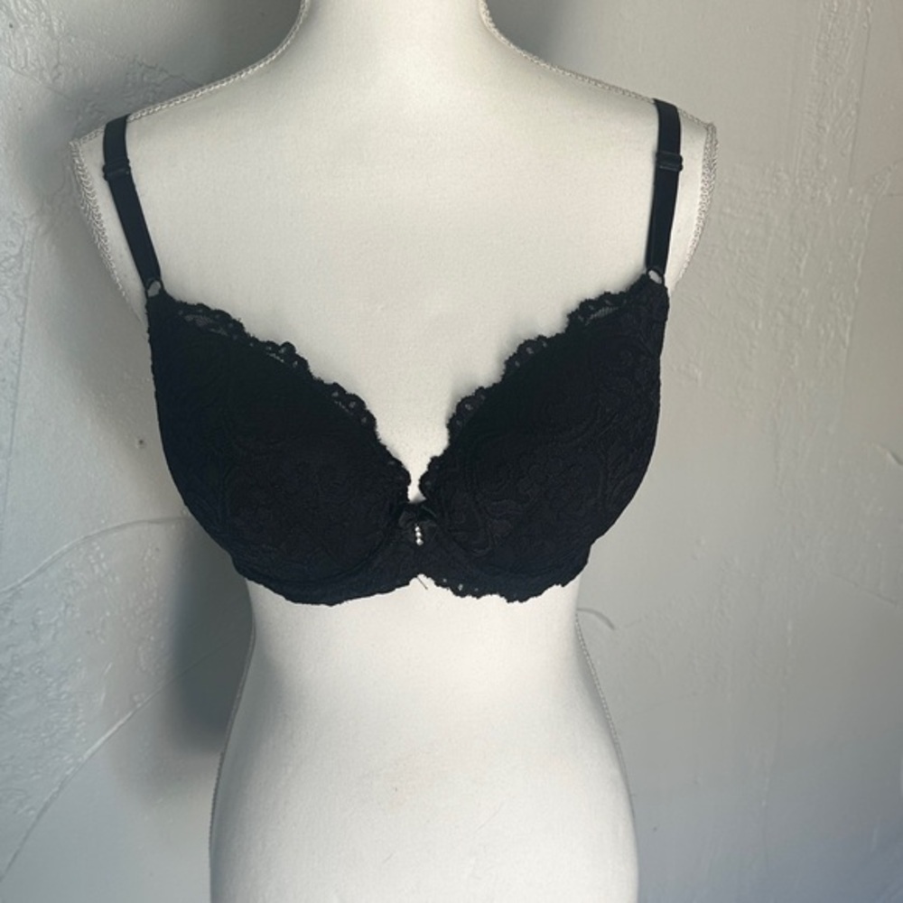 Smart & Sexy Black Lace Bra
